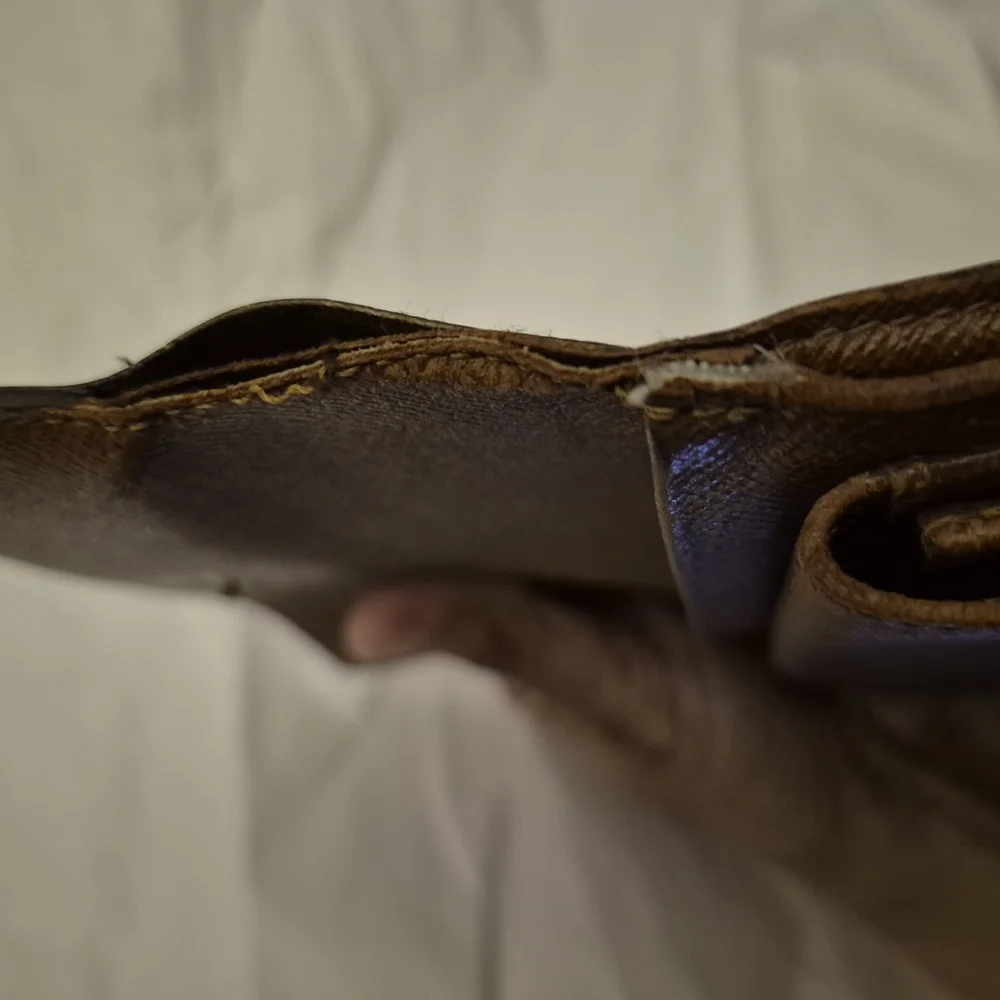 Louis Vuitton Monogram Wallet - Picture 15 of 15